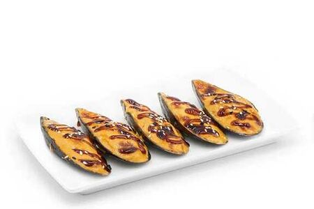 Мидии с сырным соусом New