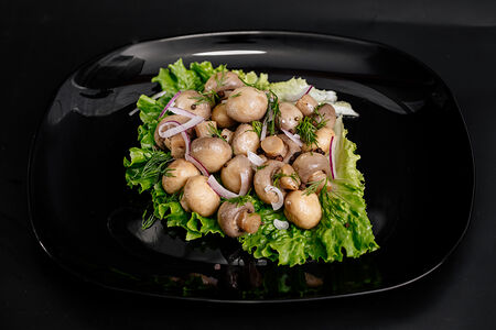 Грибочки маринованные