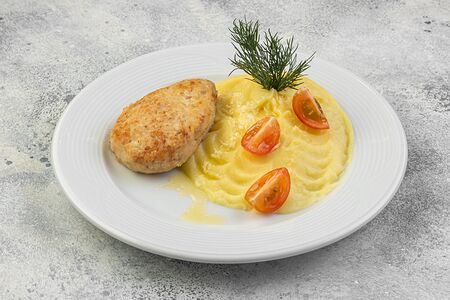 Куриная котлета с картофельным пюре