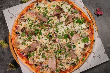 Пицца с бараниной