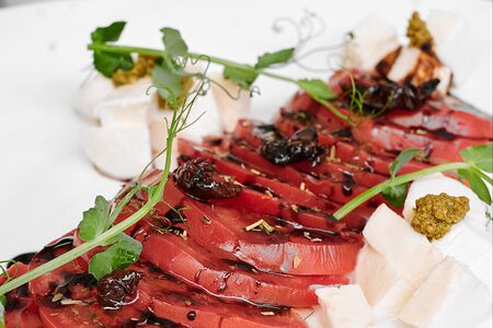 Томато-моцарелла