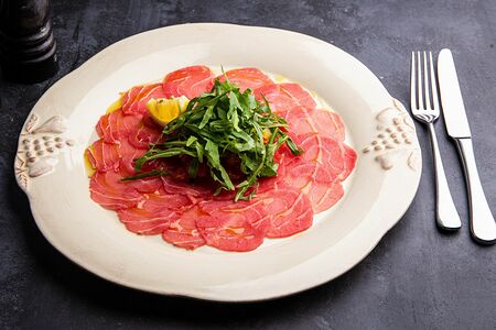 Карпаччо из тунца