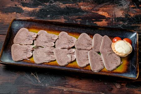 Язык телячий