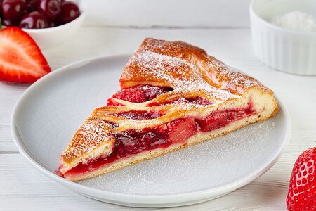 Вишня-клубника