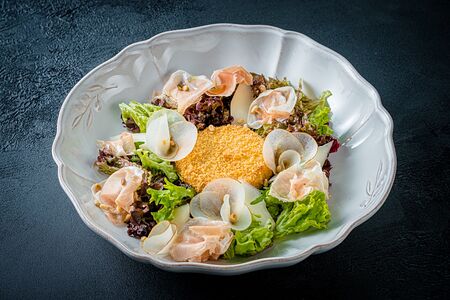 Салат из разнотравья