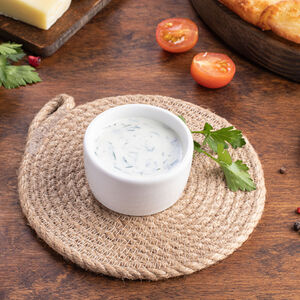 Мацони с зеленью