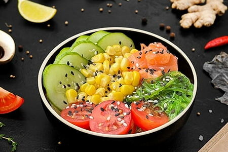 Поке с лососем