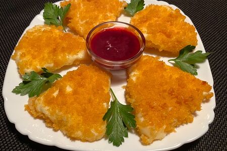 Жареный сулугуни в сухарях