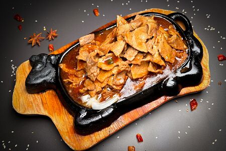 Говядина на чугуне