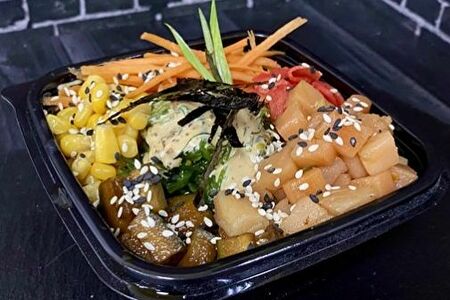 Поке с лососем