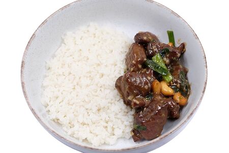 Рис с говядиной по-тайски