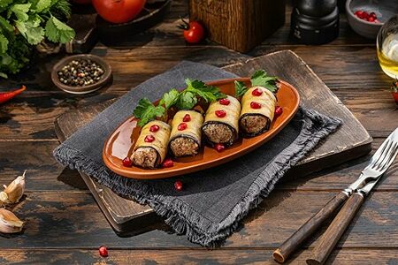 Рулетики из баклажанов в орехами
