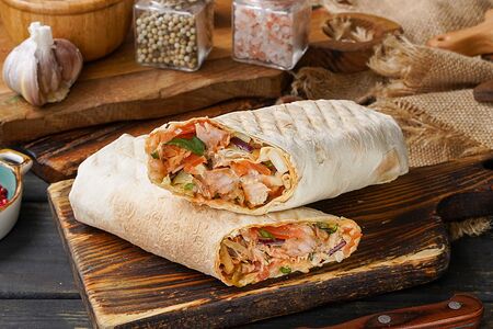 Шаверма на углях с люля из курицы 