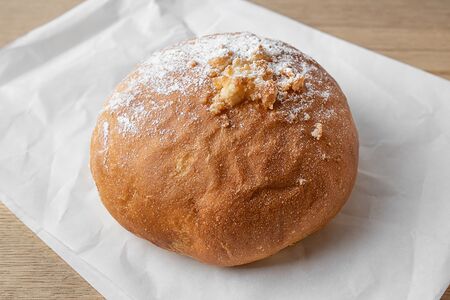 Булочка сладкая