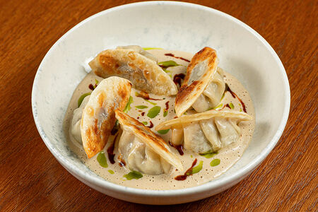 Гедза с говядиной и белыми грибами