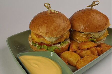 Мини-бургеры, картофель по-деревенски