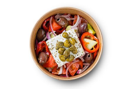 Салат Хориятики (греческий салат с фетой)