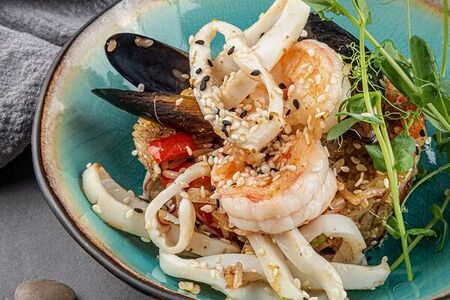 Тяхан с морепродуктами