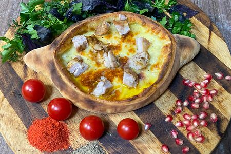 Хачапури с курицей сыром