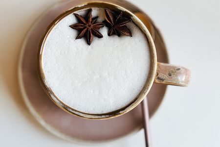 Пряный чай латте