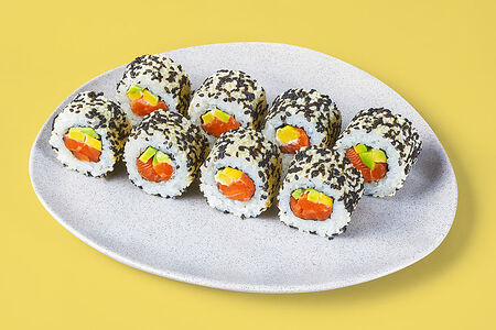 Ролл Филадельфия в кунжуте