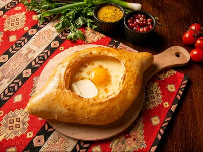 Хачапури по-аджарски