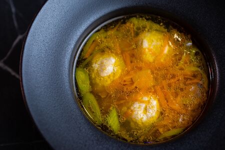 Куриный суп с фрикадельками