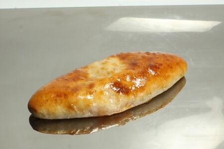 Осетинский пирог с картошкой и сыром