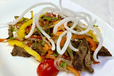 Салат тайский