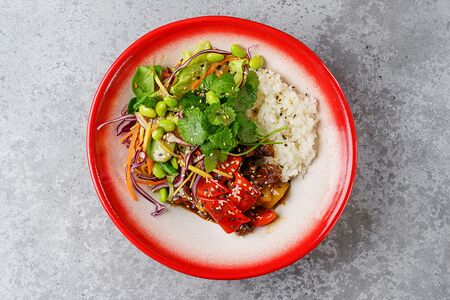 Салат с говядиной терияки