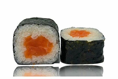 Ролл с лососем