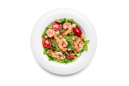 Салат Цезарь с креветками и сухариками