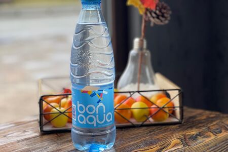 Минеральная вода BonаАqua