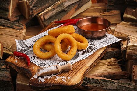 Кольца кальмара c соусом сладкий чили