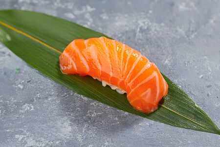 Сяке нигири