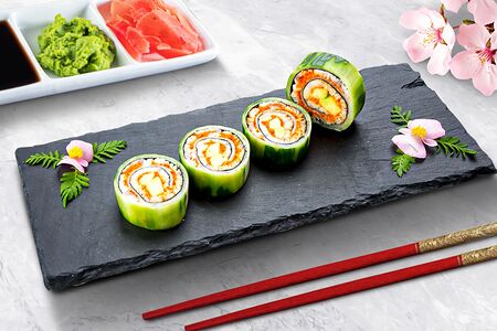 Овощной ролл с угрем