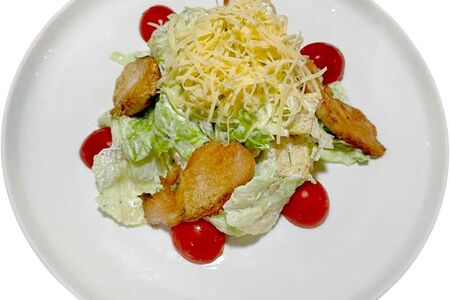 Цезарь с куриным филе