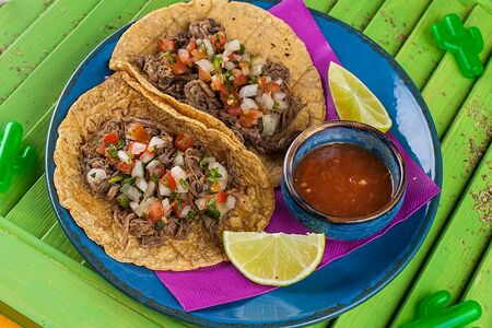 Barbacoa - тако с говядиной