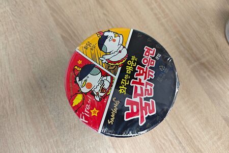 Лапша Buldak со вкусом жареной курицы