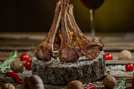 Шашлык из баранины на кости 