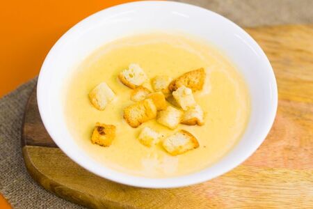 Сырный крем-суп с овощами