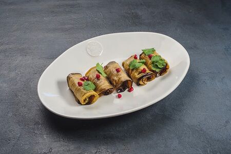 Рулетики из баклажанов