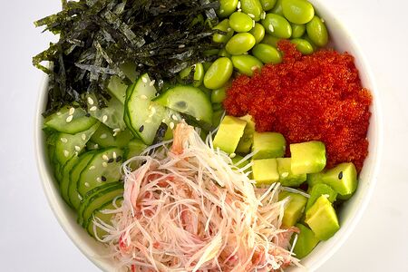 Поке-боул Камчатский краб с икрой тобико