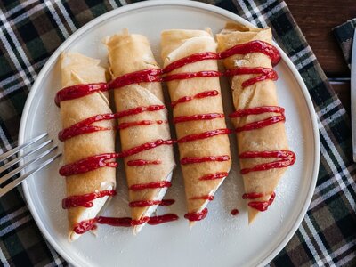 Блинчики с творогом и изюмом
