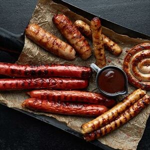 Ассорти домашних колбас на мангале малое