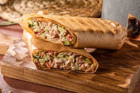 Шаурма с курицей (острая)