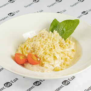 Феттуччине с курицей и грибами