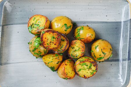 Молодой картофель