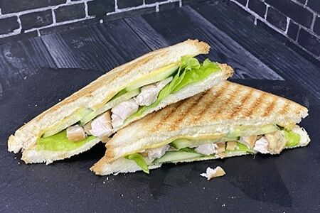 Сендвич с курицей