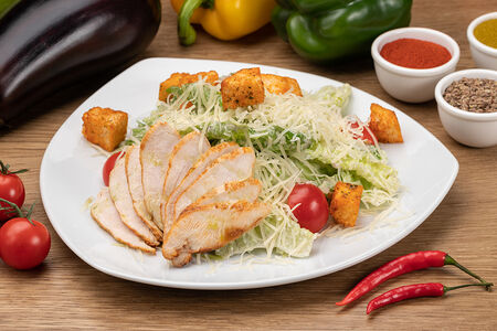 Цезарь с куриным филе